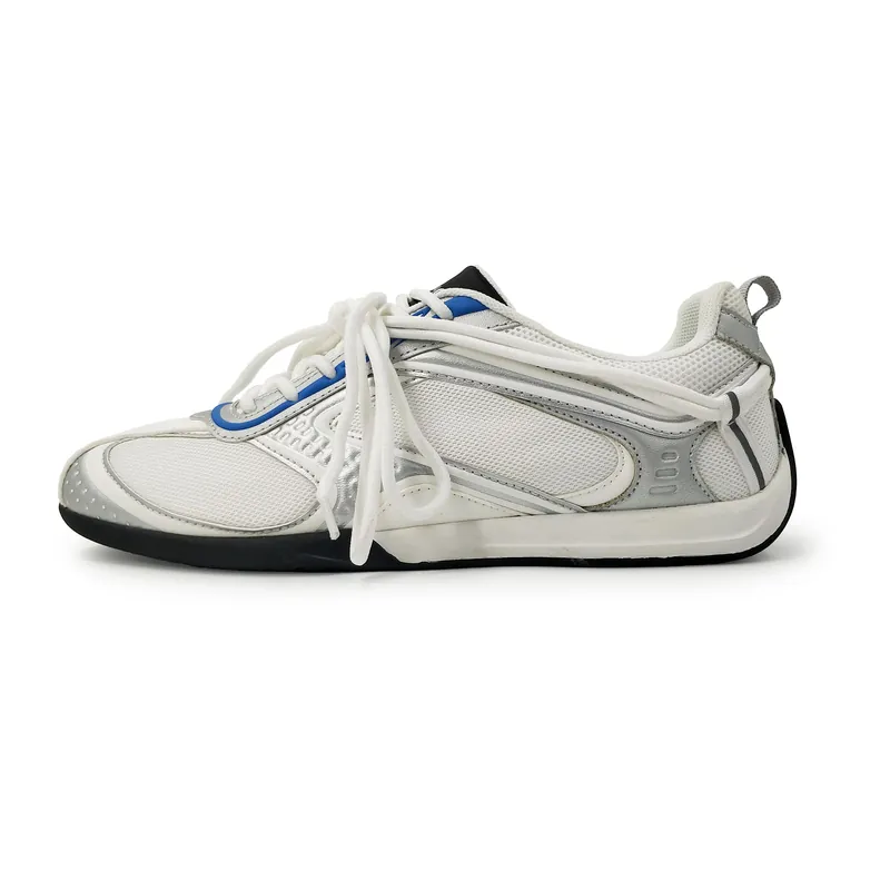 M690841 · White · Product photograph